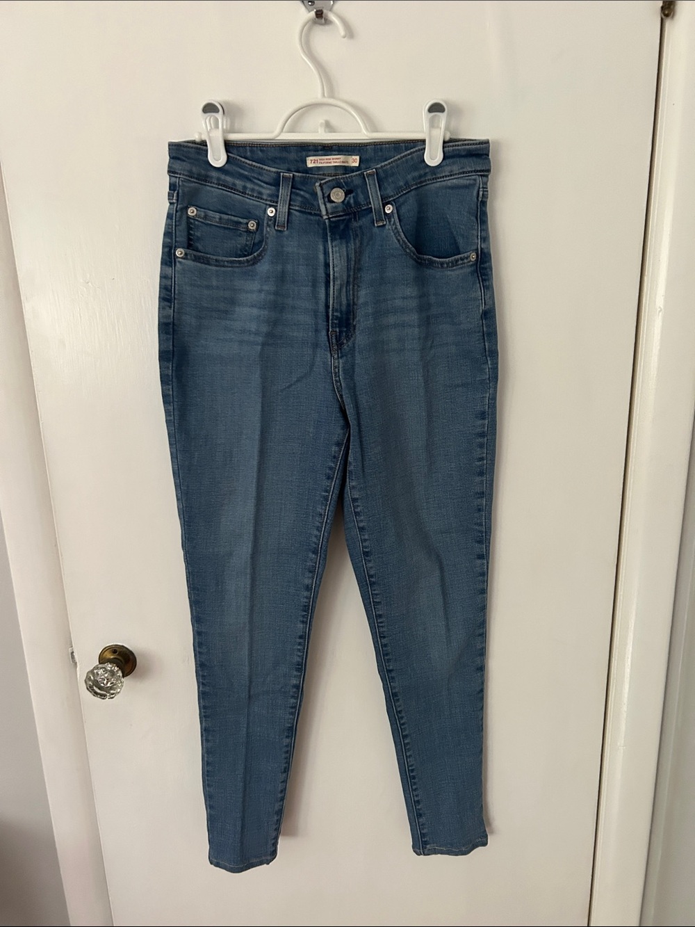 Levi's Women's Medium Blue Skinny Jeans